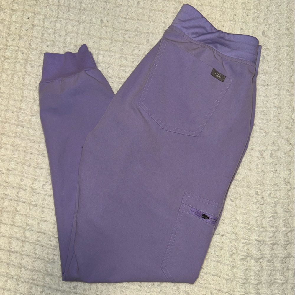 COPY - FIGS Zamora Scrub Bottom